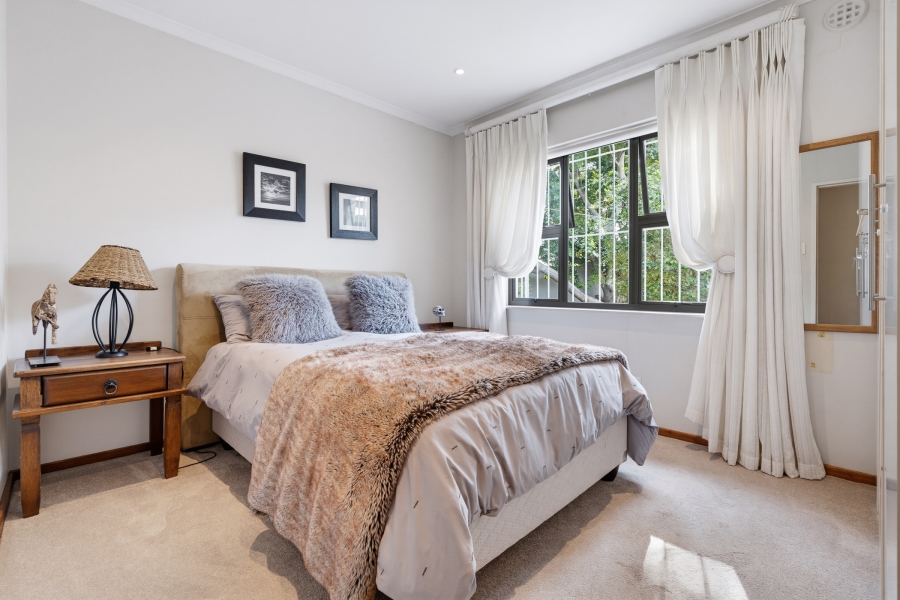 4 Bedroom Property for Sale in Edgemead Western Cape
